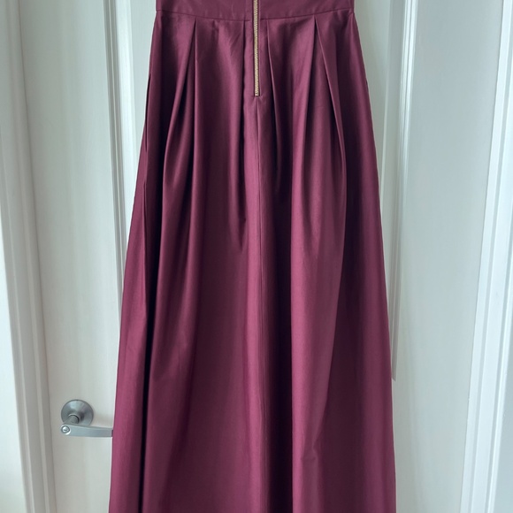 BSB Collection Black High-Waist Maxi Skirt with Pockets – Size 40 ( Medium ) - Picture 5 of 8